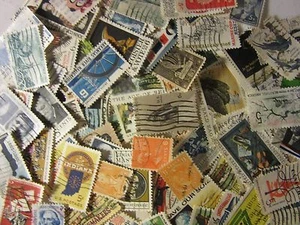 Vintage USA Briefmarke Lose ALLE VERSCHIEDENEN GEBRAUCHT 5 UND 6 CENT KOSTENLOSER VERSAND - Bild 1 von 1