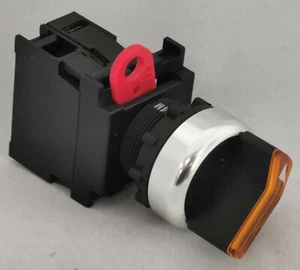 Omron 22mm Illuminated Selector Switch Yellow 2 Pos 1 X NO 24V Lamp - Picture 1 of 4