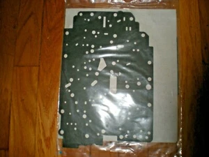 Nuevo de lote antiguo 1981 - 1986 Ford Escort ATX carrocería de válvula junta separadora de placas E8FZ-7D100-A - Imagen 1 de 2