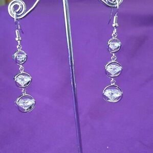 BNWOT Tiered Laser Cut Clear Cubic Zirconias On Silver Plated Dangling Earrings