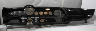 Dodge Coronet 1955 marco de tablero/salpicadero de metal, algunas molduras cromadas y puerta de guantera Foto 1 de 4