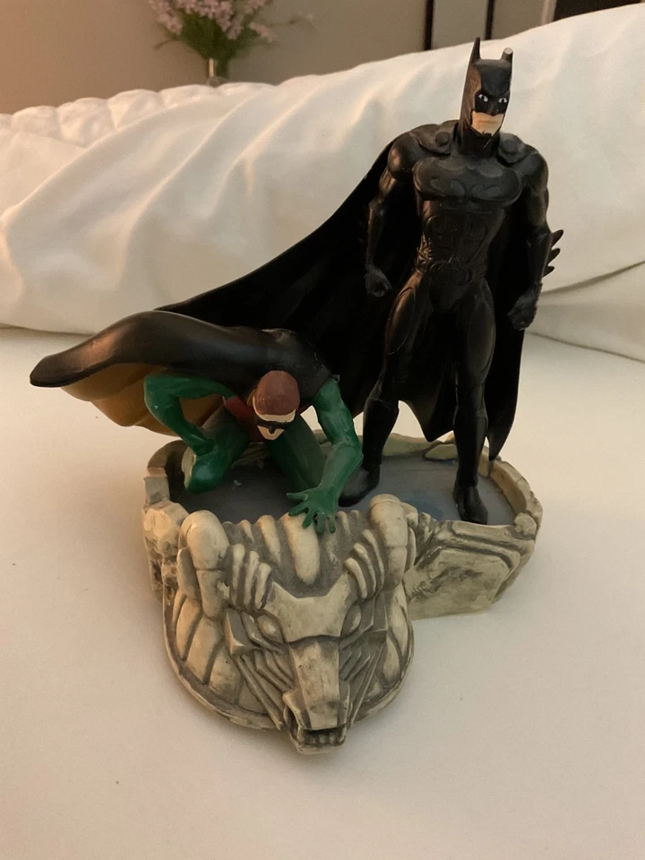 VINTAGE BATMAN FOREVER BATMAN & ROBIN COM VISTA PARA GOTHAM LIM.ESTÁTUA 2202/5000 - Imagem 1 de 4