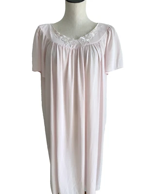 Beautiful Miss Elaine Pink Nylon Nightgown Floral Short Sleeve Size 1X - Image 1 of 4