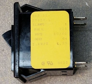 Airpax 203-11-20430-1 Interruttore, 5 F.L.AMPS, 6,25 T.AMPS, 250V. SWITCHE - Foto 1 di 8