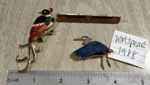 Vintae 1980's Enamel Pins Art Deco Bar WM SPEAR Crane - Picture 1 of 6