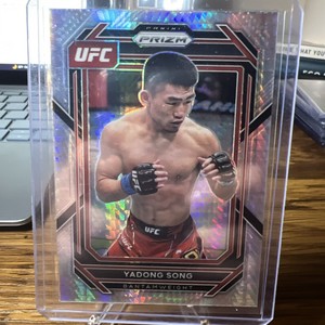 2023 PRIZM UFC HYPER 186 Yadong Song - Bantamweight