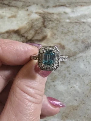 ANEL MOISSANITA 925 SS CORTE ESMERALDA AZUL TURQUESA 3,15 CT VVS1 TAMANHO 7 - Imagem 1 de 4