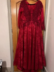 maroon/red turkish long dress with emblishment and small train long sleeves - Picture 1 of 9