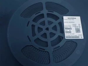 Full Reel 2500 Pcs HEF4030BT NXP XOR Exclusive OR IC 4 Channel 2-Input 14-SO New - Picture 1 of 1