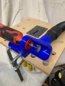 Utensile rotante nero M12 supporto a parete Milwaukee M12 - Foto 1 di 3