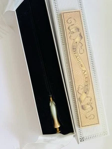 Universal Wizarding World Harry Potter Collector's Edition 2023 Wand NIB - Picture 1 of 5
