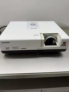 Proyector Sharp PG-D2870W DLP/Horas de lámpara bajas - Imagen 1 de 5