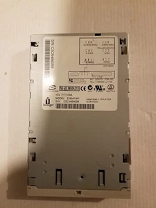 Iomega Z250ATAP1 Internal 3.5" Floppy Disk Drive Beige 30167701 ATAPI-250 - Picture 1 of 4