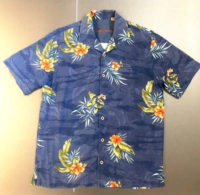Camisa Tommy Bahama Azul con Flores Seda Manga Corta Talla Pequeña Foto 1 de 4