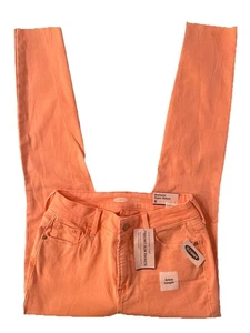 🧡NWT OLD NAVY Rockstar Super Skinny High Rise-Denim Jeans-Melon-Size 6 - Picture 1 of 4