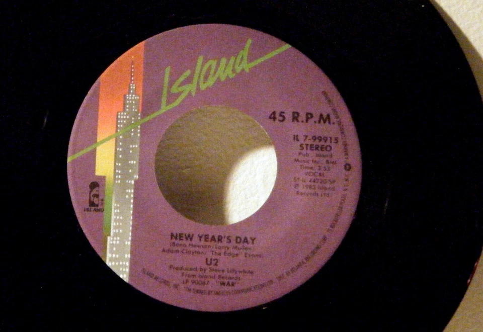 U2 7 Inch 45 New Year's Day_Treasure 1983 Island vinyl Foto 1 de 1