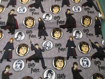 1 Fat Quarter New Cotton Fabric Harry Potter HP Approx 21" x 18" Black & Gray - Image 1 of 4