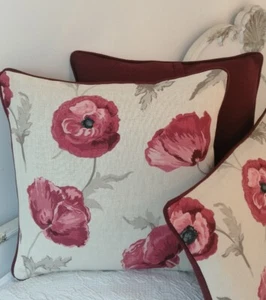 LAURA ASHLEY HANDMADE CUSHION COVER - FRESHFORD CRANBERRY 16" PIPED - Picture 1 of 4