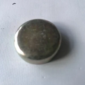 RENAULT ENGINE CORE PLUG 28mm 7703075034 - Picture 1 of 2