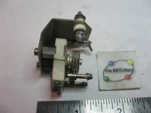 Condensador recortador 3pF - 18pF OAK-552 montado en soporte - usado cantidad de tracción 1 - Imagen 1 de 5