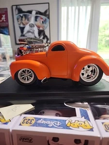 41 Willys Coupe in Burnt Orange Muscle Machine. Nice Box 1:18 scale Real Steel - Picture 1 of 23