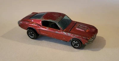 Vintage diecast Mattel Hot Wheels Redline Custom Mustang model car 1967 in red - Image 1 of 4