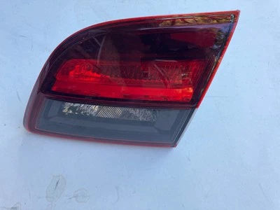 Luz trasera interior para pasajero derecho Mazda CX-9 2013-2015 puerta levadiza OEM Foto 1 de 2