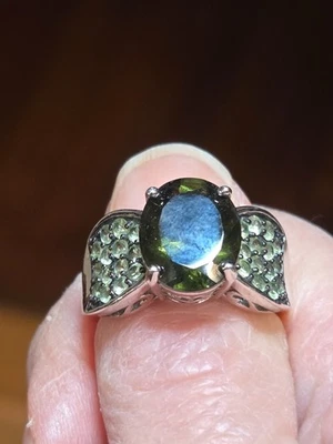 Green Moldavite Rhodium Over Sterling Silver Ring 3.80ctw Size 73/4 Tiny nick Re - Image 1 of 4
