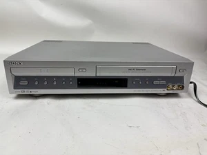 Sony SLV-D100 DVD VCR Combo Player Hi-Fi Stereo VHS No Remote Plays Great - Picture 1 of 10