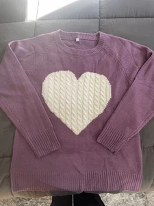 NEU - Damen Markenlos Mauve Herz Motiv Pullover - Größe L - 42" Brustumfang, 28" Länge - Bild 1 von 6