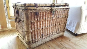 Antique European Wicker Rattan Chest Trunk Rare Piece Large - Picture 1 of 12