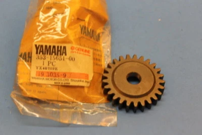 NOS YAMAHA KICK GEAR RALENTÍ DT GT MX TY80 RD60 RX YSR YZ50 YZ80 353-15651-00-00 Foto 1 de 4