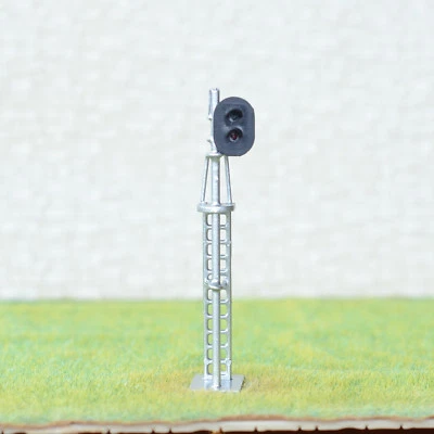 1 x HO scale model train block signal railroad LED light 2 aspect silver #87S2LS - Image 1 of 4