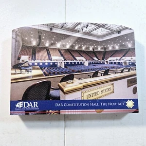 DAR Constitution Hall: Pieza de madera conmemorativa del próximo acto - Imagen 1 de 3