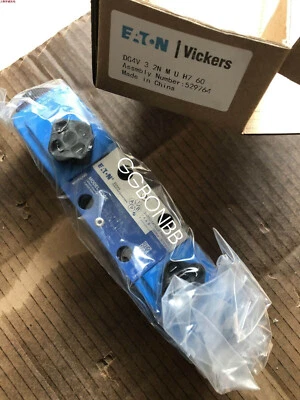 New EATON DG4V-3-2N-M-U-H7-60 Vickers Directional control valve FedEx or DHL - Image 1 of 4