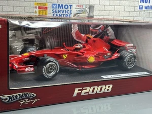 1:18 Hot Wheels F1 Fórmula 1 Ferrari F2008 Kimi Raikkonen 2008 Modelo de coche *¡RARO*! - Imagen 1 de 8