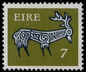 IRELAND 351 (SG347) - Celtic Stag "1974 Olive Green and Indigo" (pc27033) - Picture 1 of 1