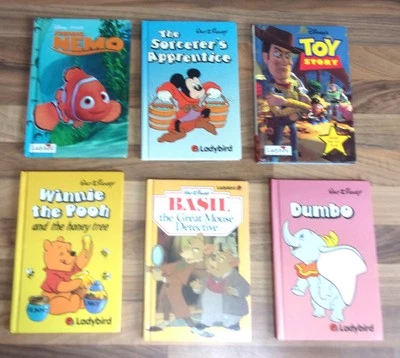 Job lot vintage Disney Ladybird Books Winnie The Pooh 1966 First Edition set 6 - Image 1 of 2