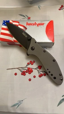 Kershaw 迷你旋风。 ZDP-189 刀片 钛手柄 完好带盒。 很好。 — 第 1/4 张图片