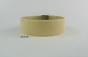 929) Rochenleder Armband 2 cm Breit mit Edelstahl Verschluss  - Picture 1 of 8
