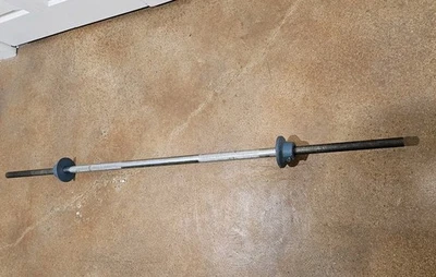 复古直杆 5 英尺 1 英寸直径。 带袖子和2-约克项圈举重 — 第 1/4 张图片