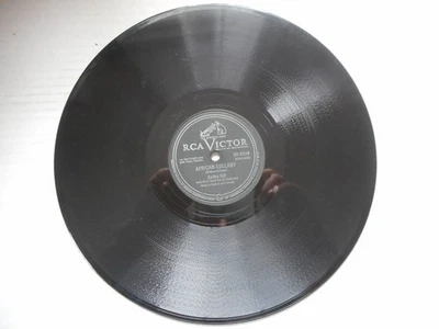 D371 Eartha Kitt RCA 20-5358 African Lullaby / C'Est Si Bon E - Image 1 of 4