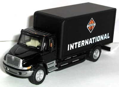 1/87 = BOLEY TOPKICK / INTERNATIONAL / BEVERAGE BOX TRUCK / Dually Rubber Tire. - Image 1 of 3