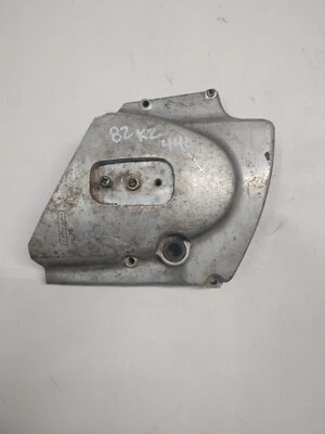 Cubierta de cadena lateral izquierda Kawasaki KZ440 LTD 1982 14026-1011-80 Foto 1 de 4