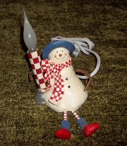 Vintage Sue Nell Nachtlicht Schneemann Regal Sitter rot & weiß kariert Schal FUNKTIONIERT - Bild 1 von 11