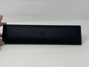 🔥 Razer Handballenauflage für Full-Size Tastatur - Ergonomische Kunstlederauflage  - Bild 1 von 6