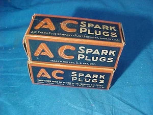 2 NIB 1930s AC SPARK PLUGS Type B Models - Picture 1 of 3