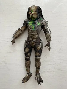 FIGURA DE ACCIÓN NECA BATTLE DAÑADA JUNGLE CAZADOR DEPREDADOR PELÍCULA SERIE EXCLUSIVA - Imagen 1 de 5