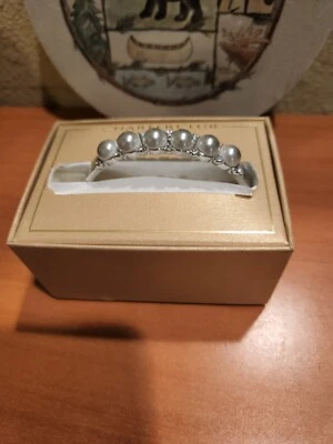 Pulsera Charter Club tono plata. Nuevo con etiquetas. Hermoso. Foto 1 de 4