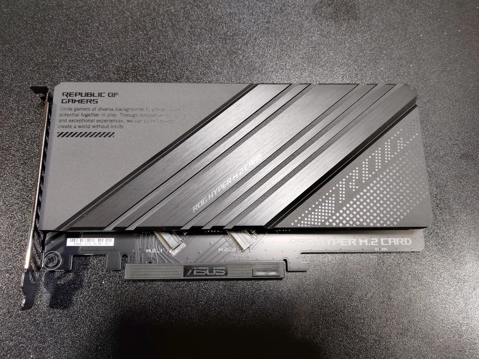 ASUS ROG M.2 CARD PCIE 5.0 NVME M.2 EXPANSION CARD - Image 1 of 1